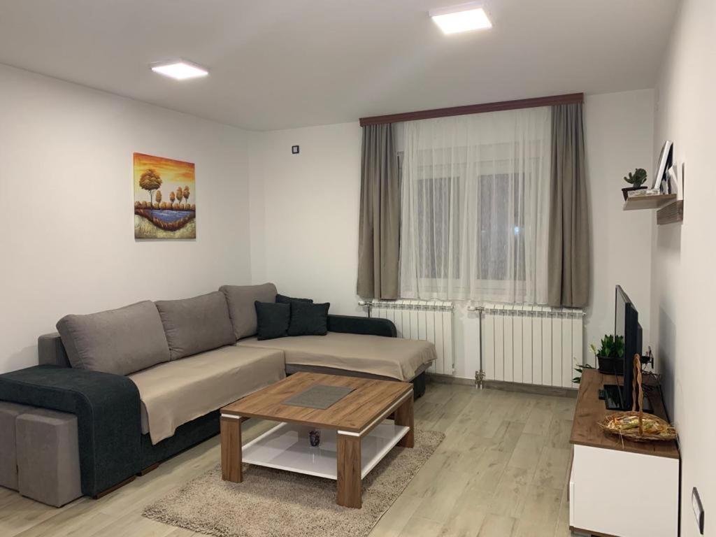 Mm Apartmani Belgrád Kültér fotó